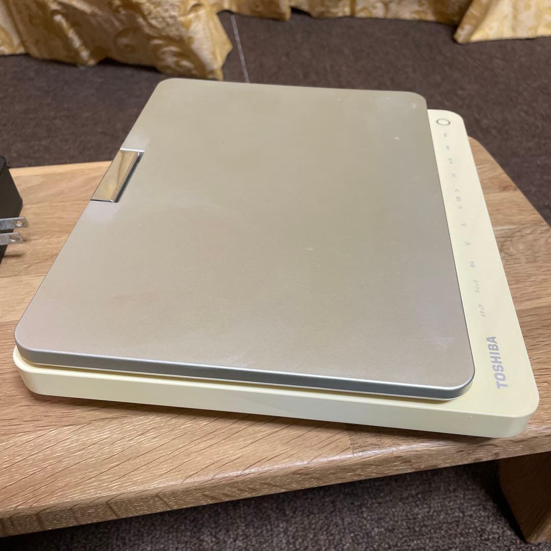 東芝REGZA ポータブルブルーレイディスクプレーヤーSD-BP900S