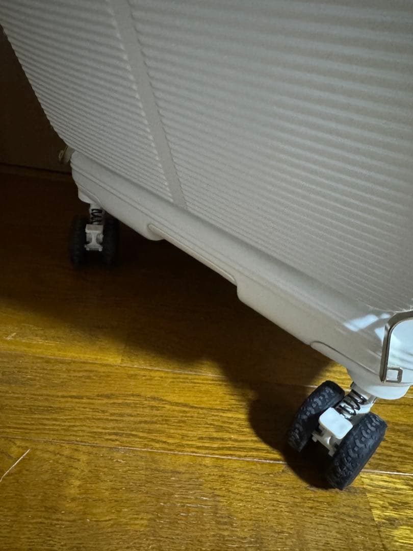 スーツケースＭ前開き拡張型ドリンクホルダーキャスターストッパー付き