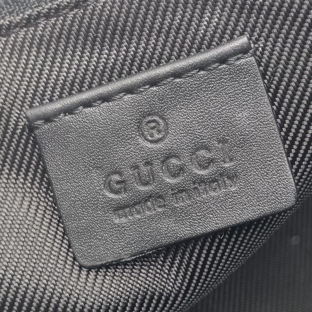 GUCCI グッチ アクセサリーポーチ ハンドバッグ GGキャンバス