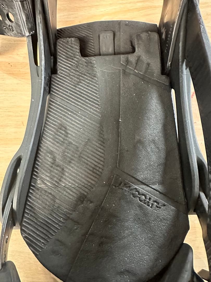 burton genesis Ｍサイズ