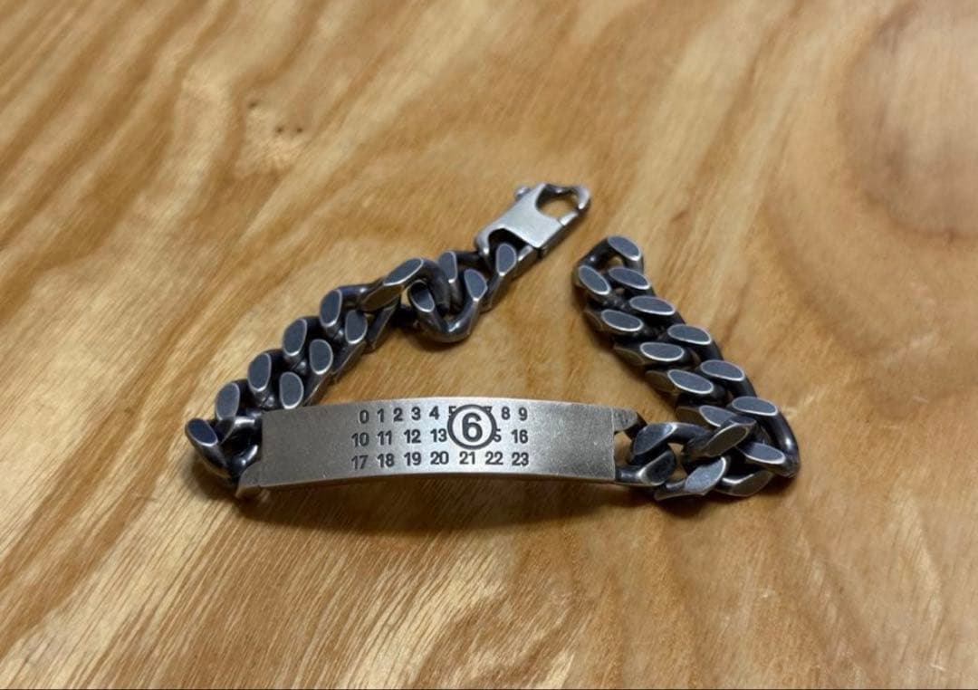 メゾンマルジェラ　mm6 ブレスレット