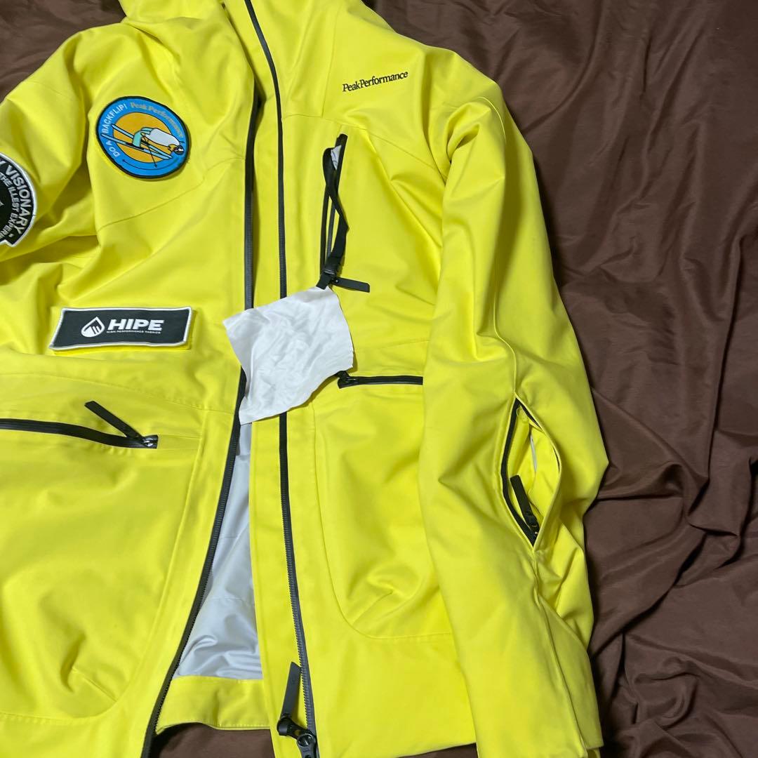 ピークパフォーマンス Vertixs 2L Jacket Patch