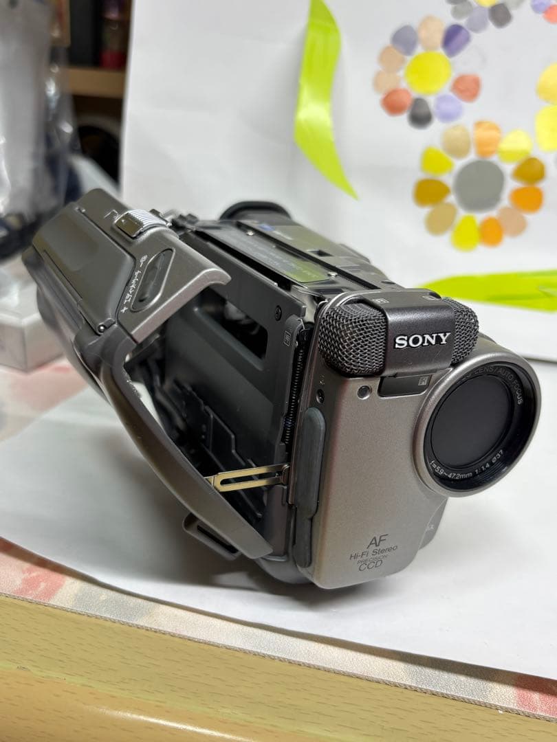 SONY CCD-TR1 handycam HI8 ビデオカメラ ジャンク - メルカリ