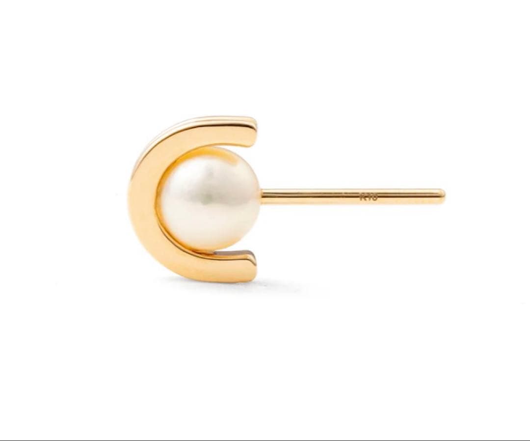 美品　hirotaka ヒロタカ　BELUGA アコヤパール ピアス S サイズ