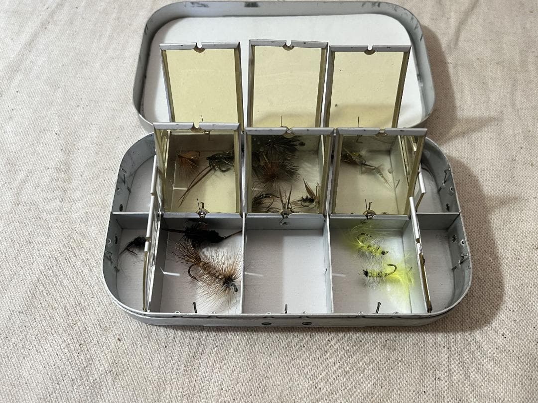 中古！【Alford】 アルフォード アルミフライボックス フライ付