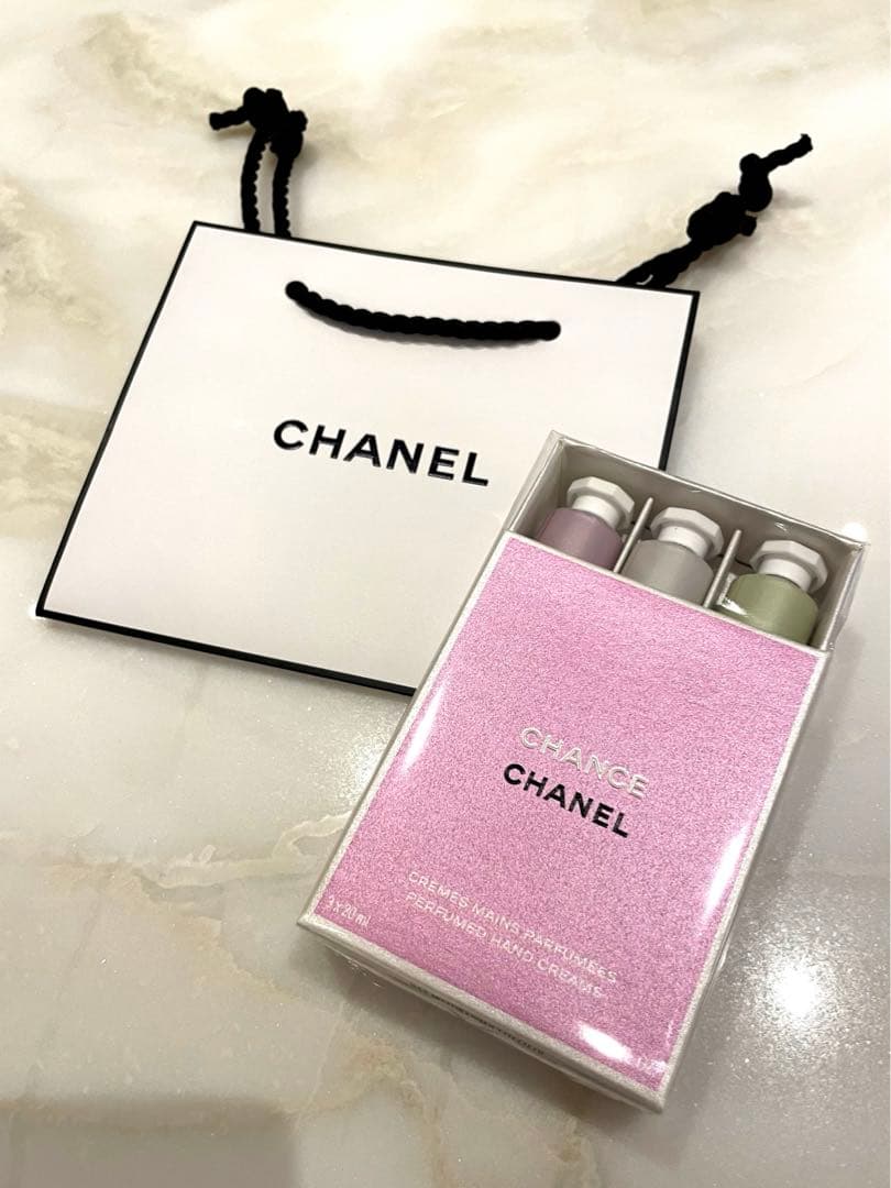 新品未開封　CHANEL CHANSE ハンドクリーム