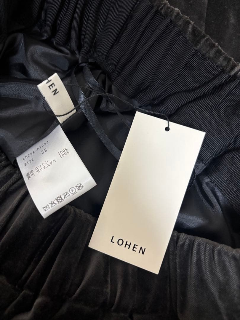 新品タグ付き　LOHEN VELVET 2TACK PANTS