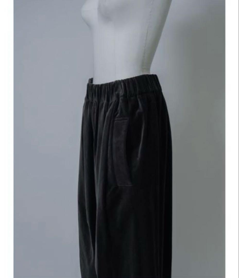 新品タグ付き　LOHEN VELVET 2TACK PANTS