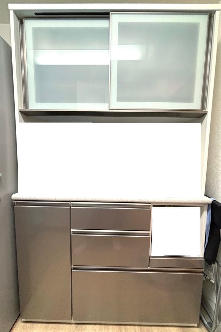 ニトリ　アルミナ2 キッチンボード　食器棚　幅120cm