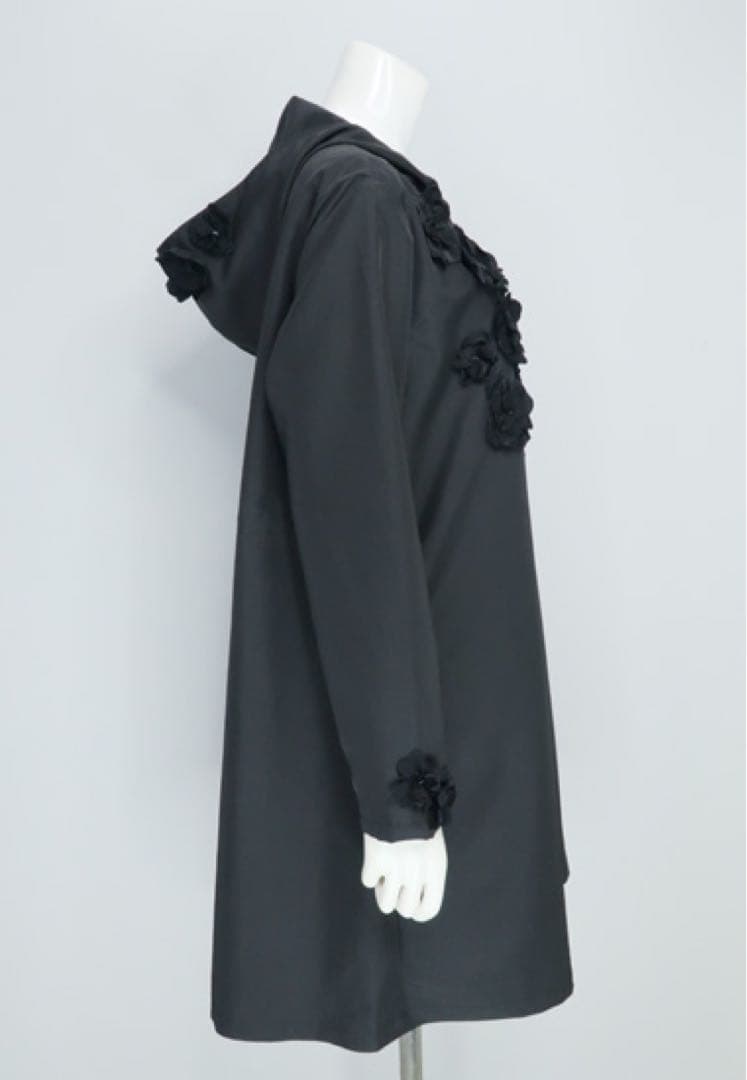 【薔薇です】 新品未使用アミティエのコート