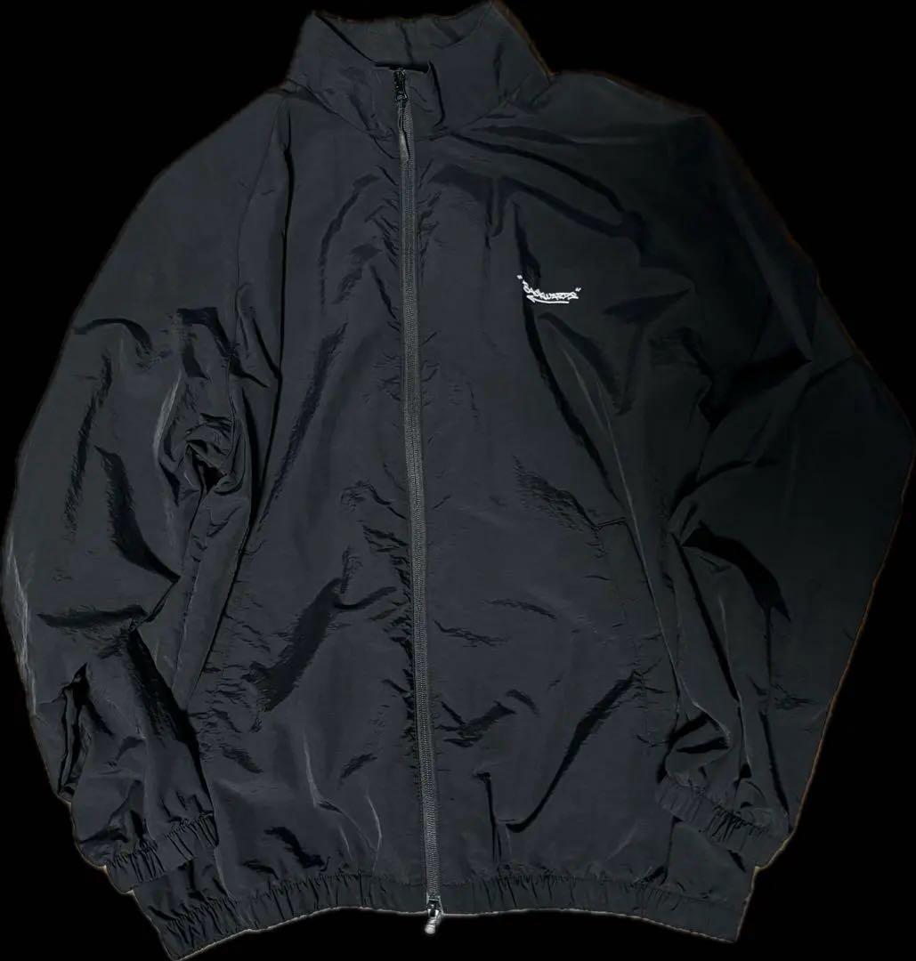 バックワーズ　ナイロンブルゾン