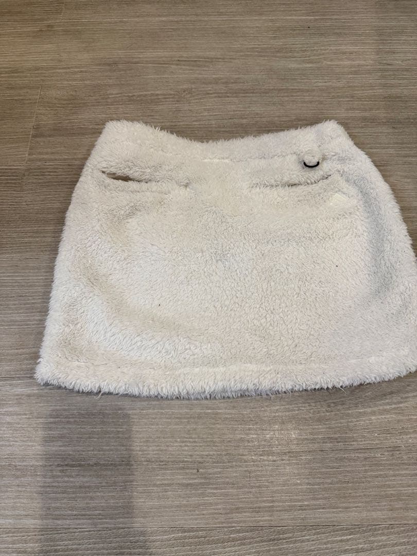 adidasファー素材ジャケットとスカートセット