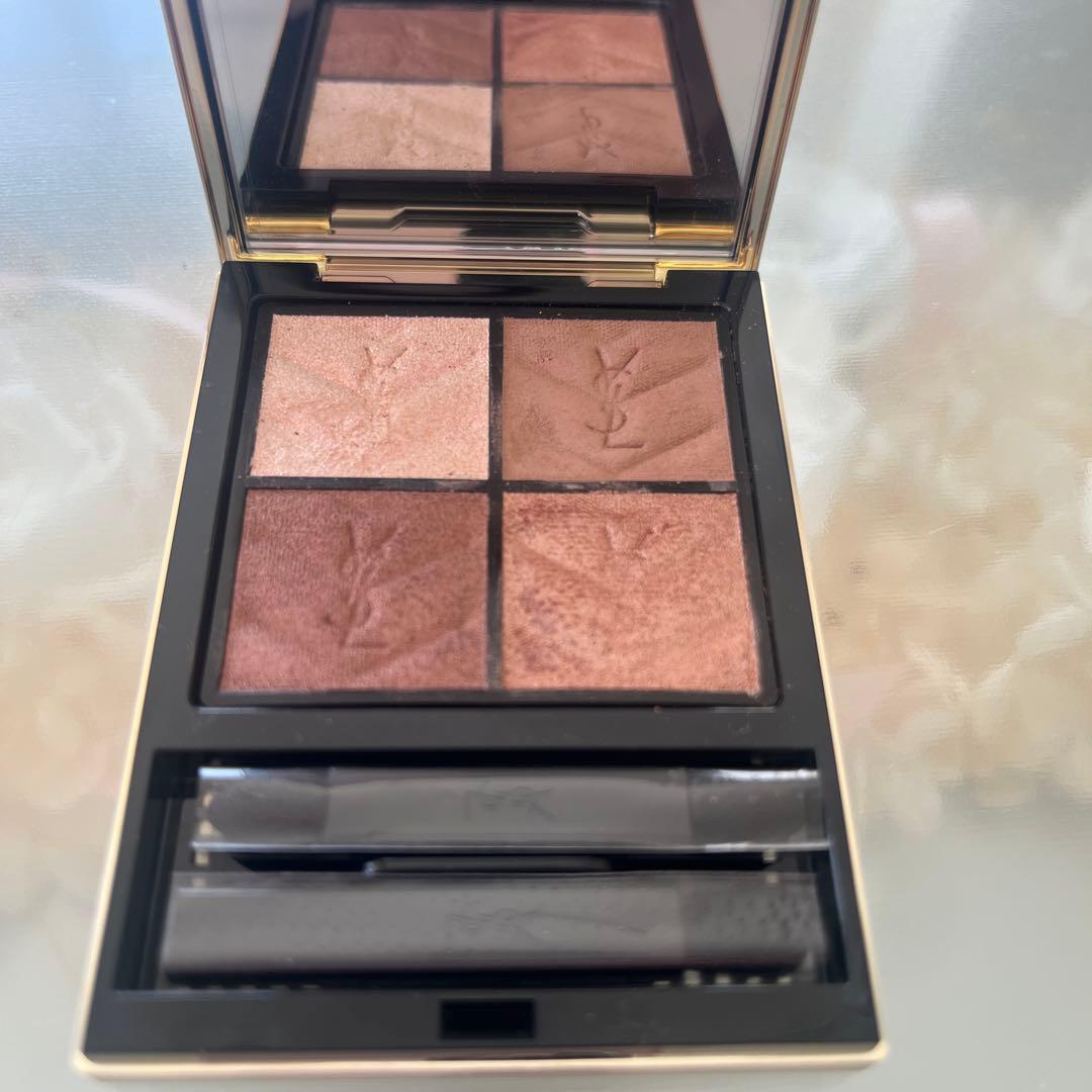 イヴサンローラン　ホリデー2025 アイシャドウ