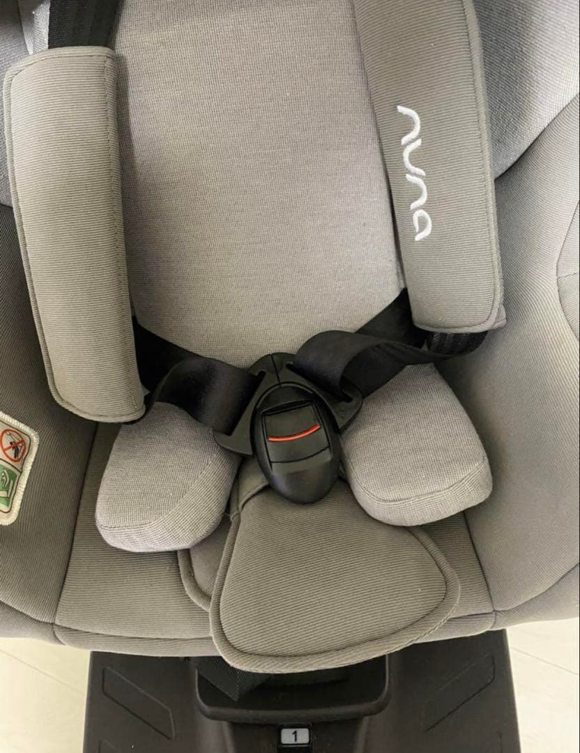 r*n様 【定価49500円】nuna rebl plus チャイルドシート I