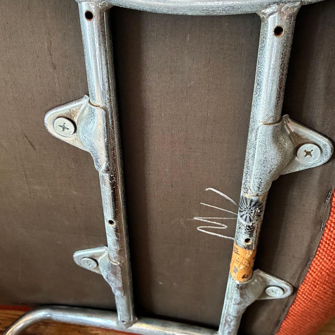 Artifort ホウトク ラウンジチェア 張り替えベース品 アーティフォート