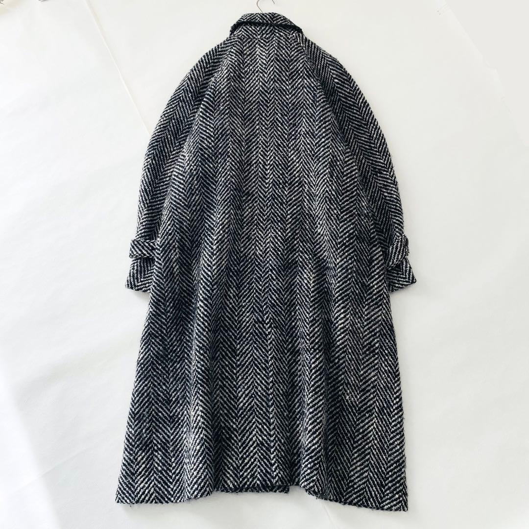 3128Aメゾンスペシャル ヘリンボーンステンカラーロングニットコート　ツイード