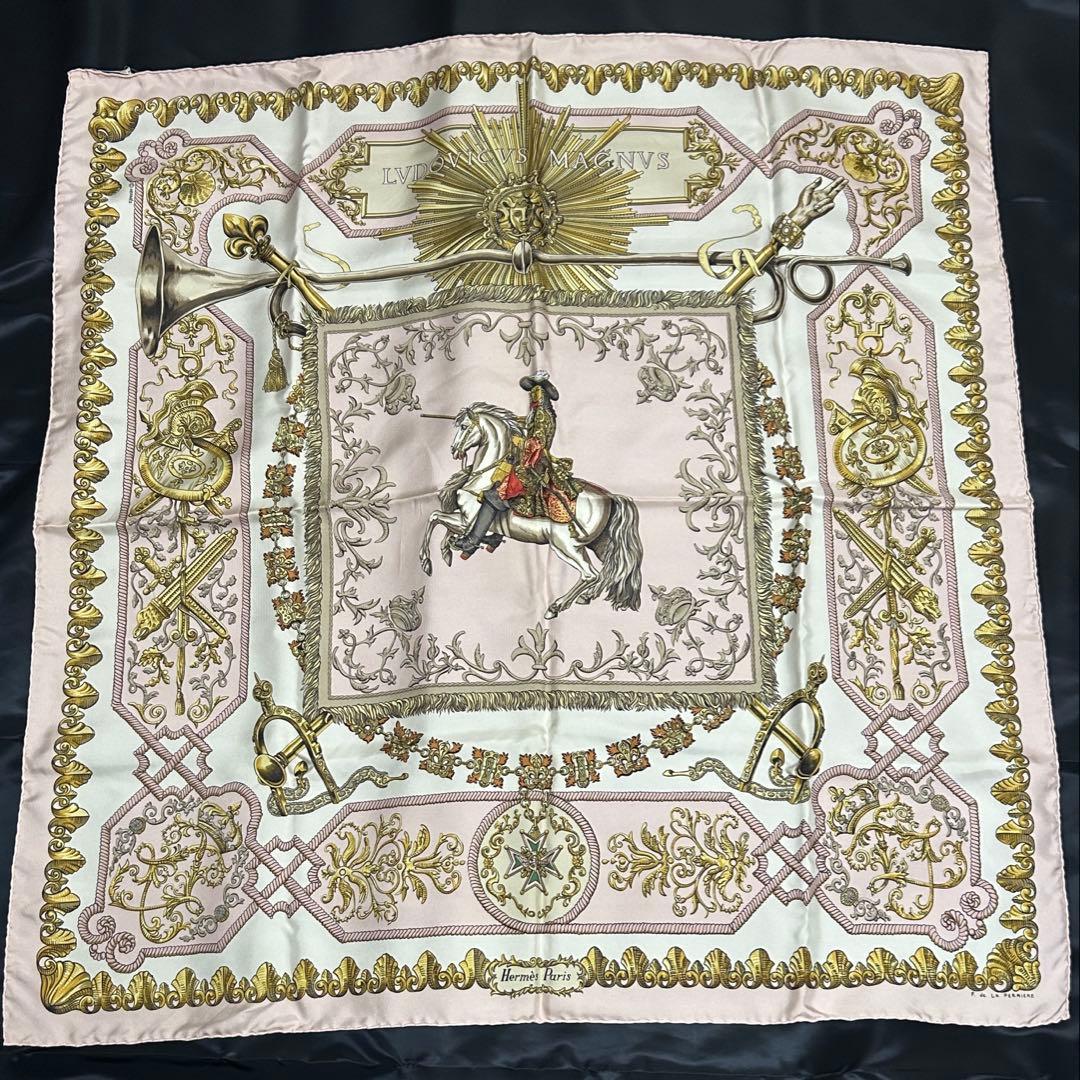 HERMES／カレ90 LVDOVICVS MAGNVS スカーフ　冊子付き