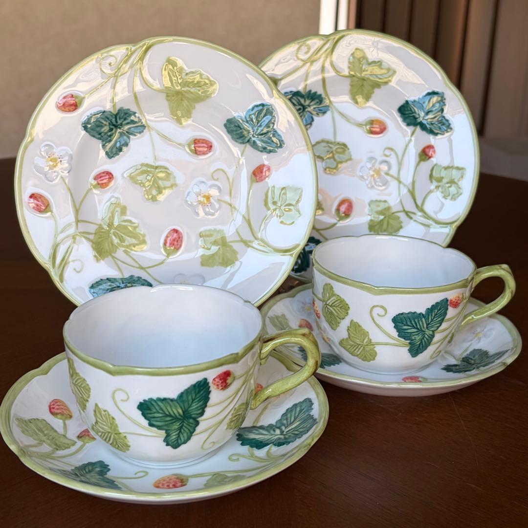 希少品】ミントン☆ビクトリアストロベリー☆手描きトリオペア - メルカリ