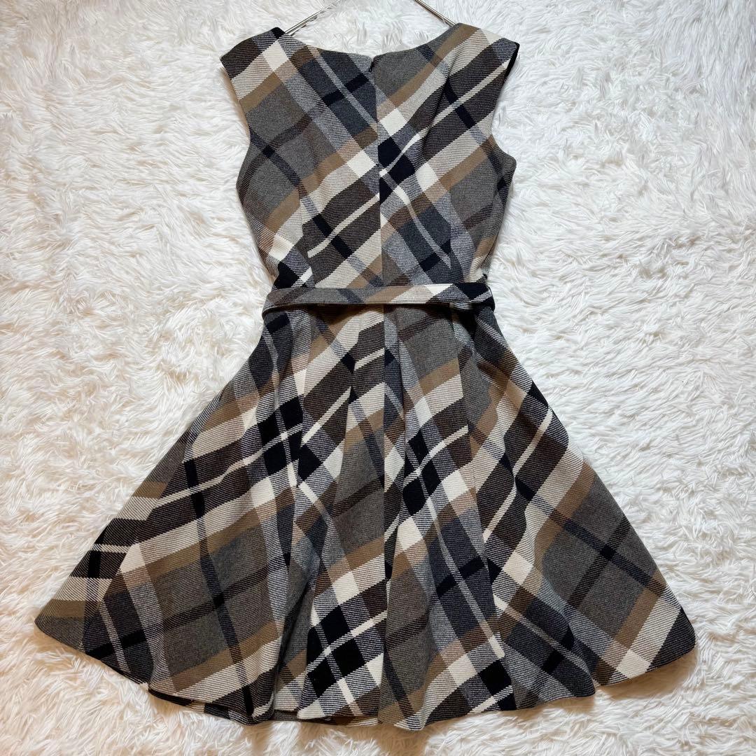 未使用級 バーバリーブルーレーベル ウール ノースリーブワンピース ベルトリボン