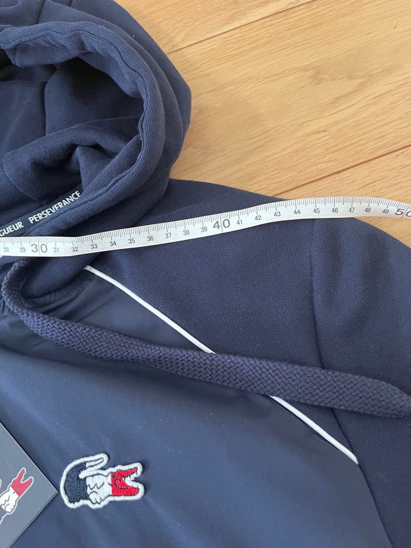 【未使用タグ付き】ラコステ　LACOSTEフード付きジャケット ネイビー