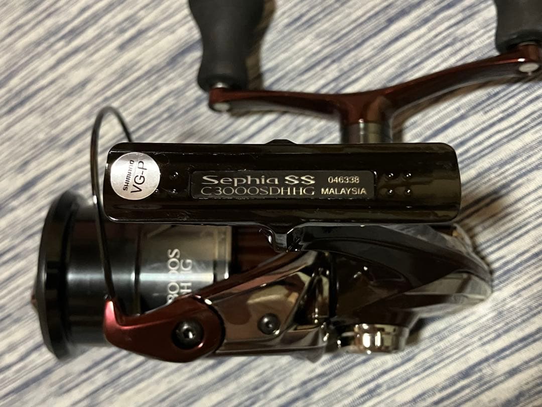 超美品 シマノ純正 23 セフィアSS C3000 SDHHG ダブルハンドル