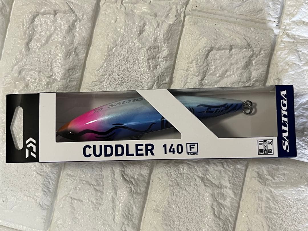 2026釣りフェス限定色SALTIGA CUDDLER 140F フローティング - メルカリ
