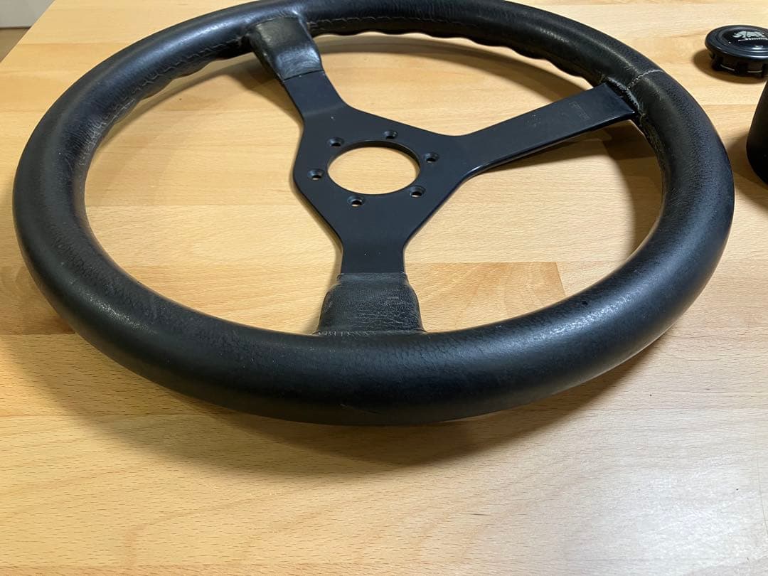 信*様 希少★ジムニー JA11 MOMO ステアリング サイマークホーンボタン