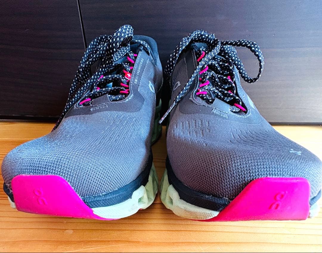 オン　クラウドモンスター2 26.5cm