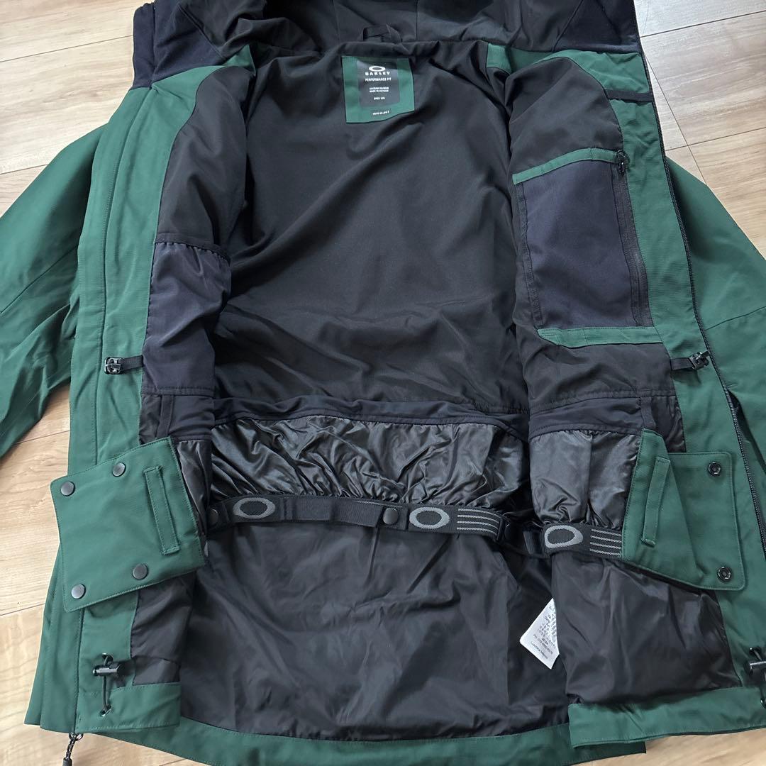 新品　オークリー　ウィメンズ　スノーボード　スキー　ジャケット　グリーン　S