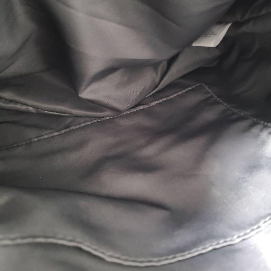 earPAPILLONNER樹脂 ×メタルパーツリュック グレー&ベージュ