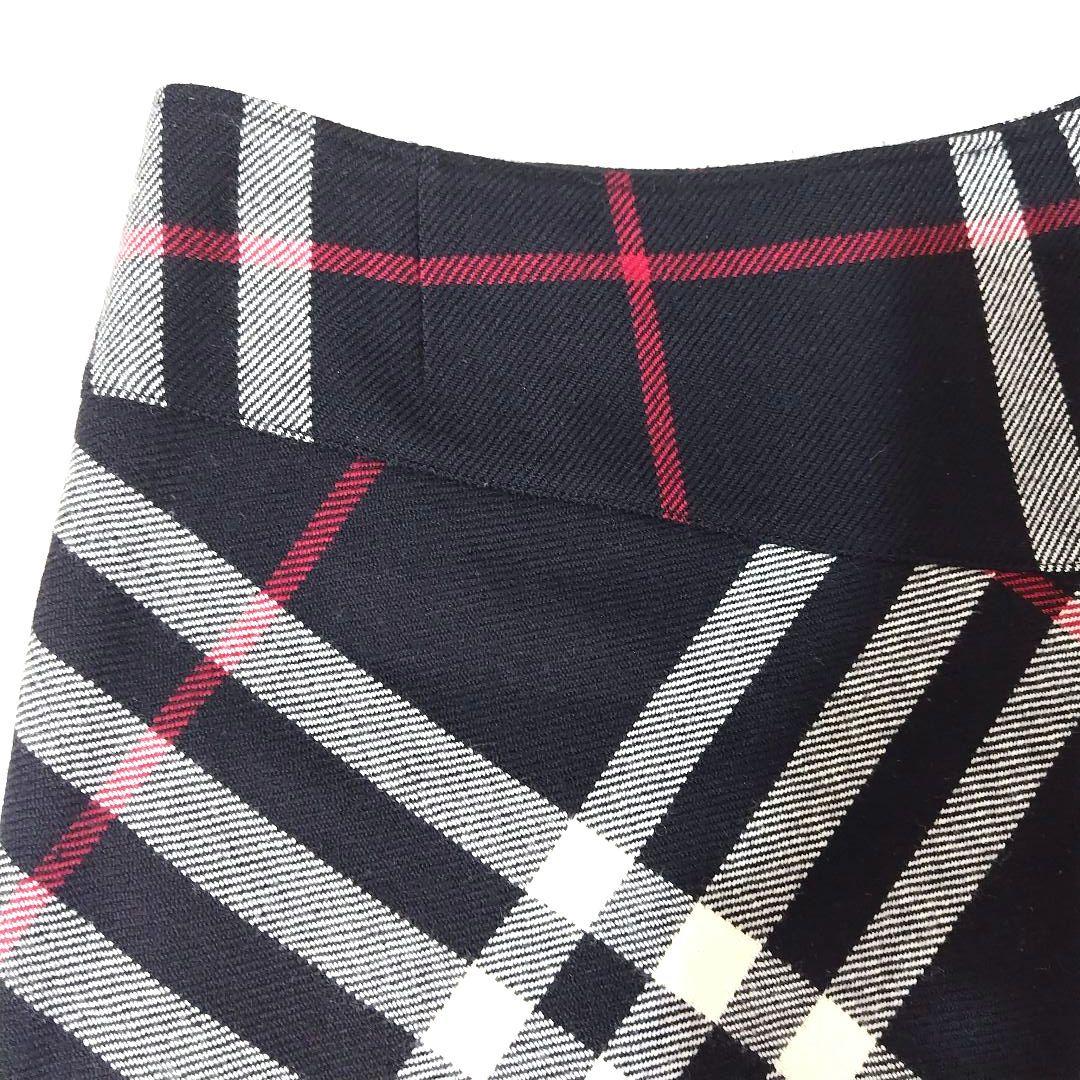 大きいサイズ　バーバリーロンドン　ひざ丈スカート　ノバチェック　メガチェック