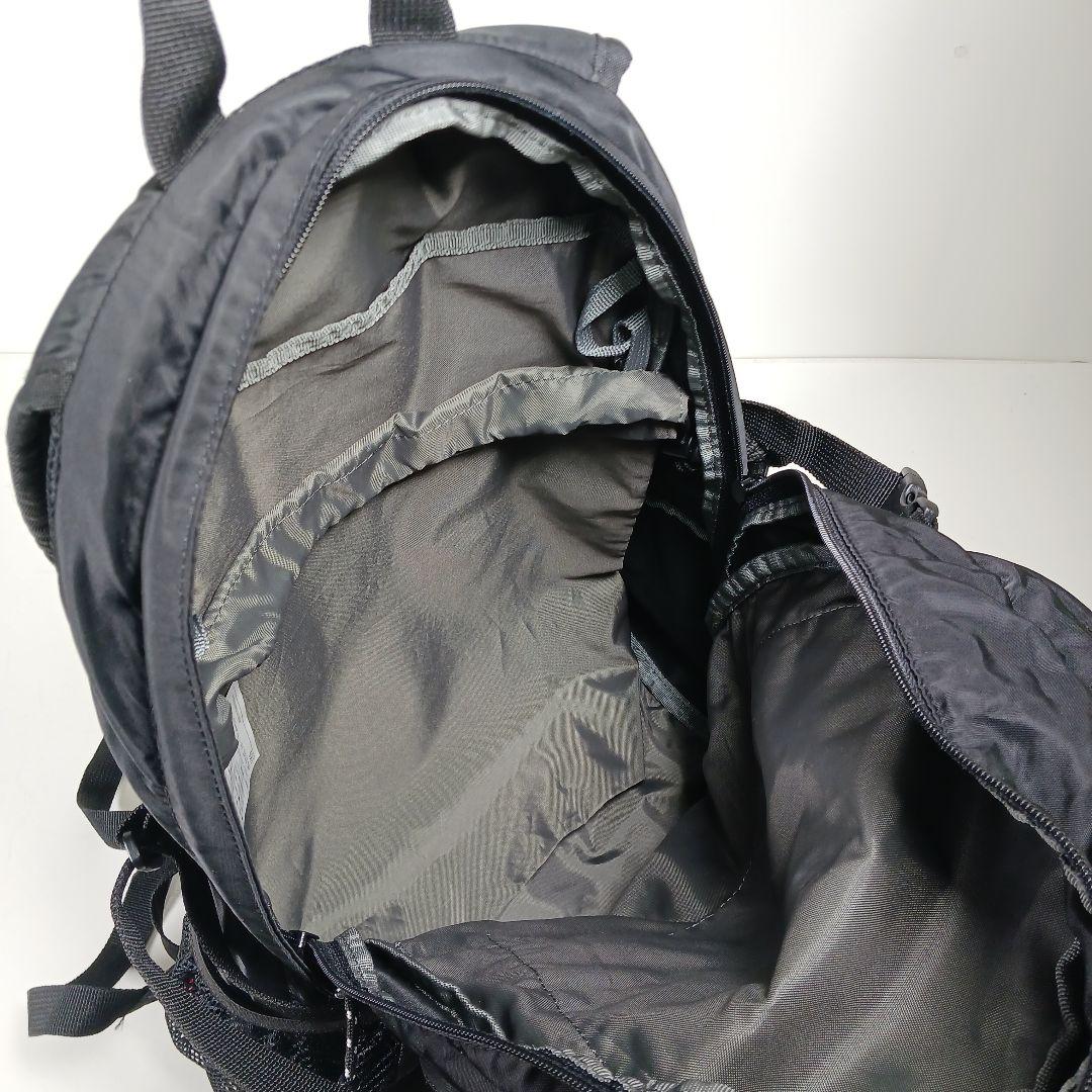 ✨美品✨ Coleman ミッキーコラボ　ディズニー　バッグパック　リュック　黒