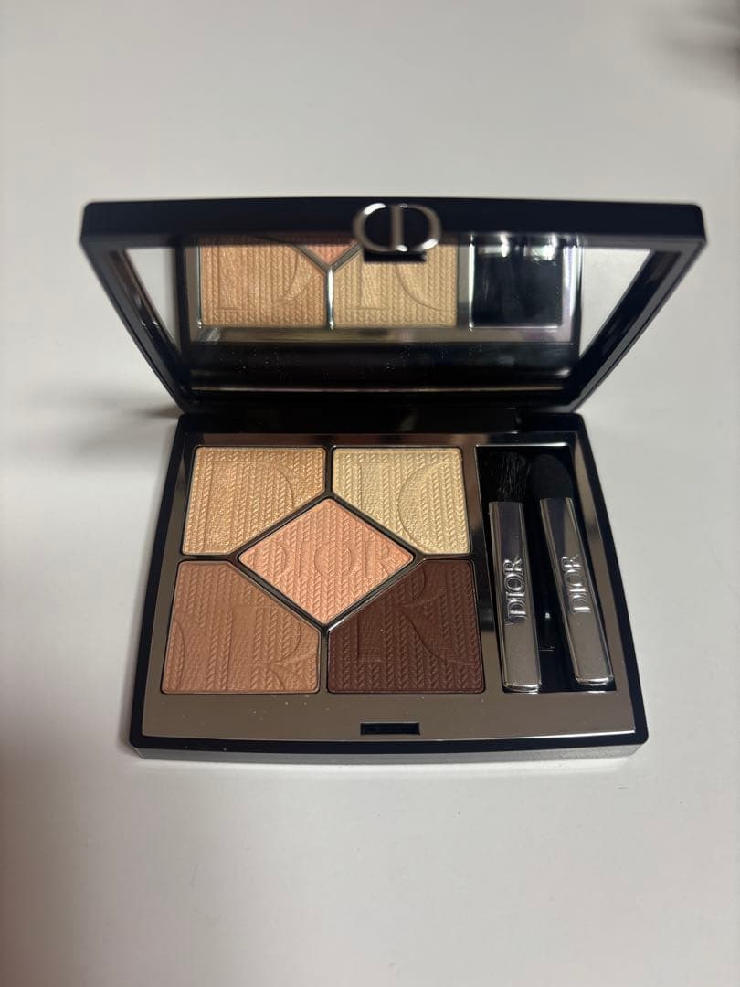 限定色★ Dior サンククルールクチュール 523 ベージュクチュール　未使用