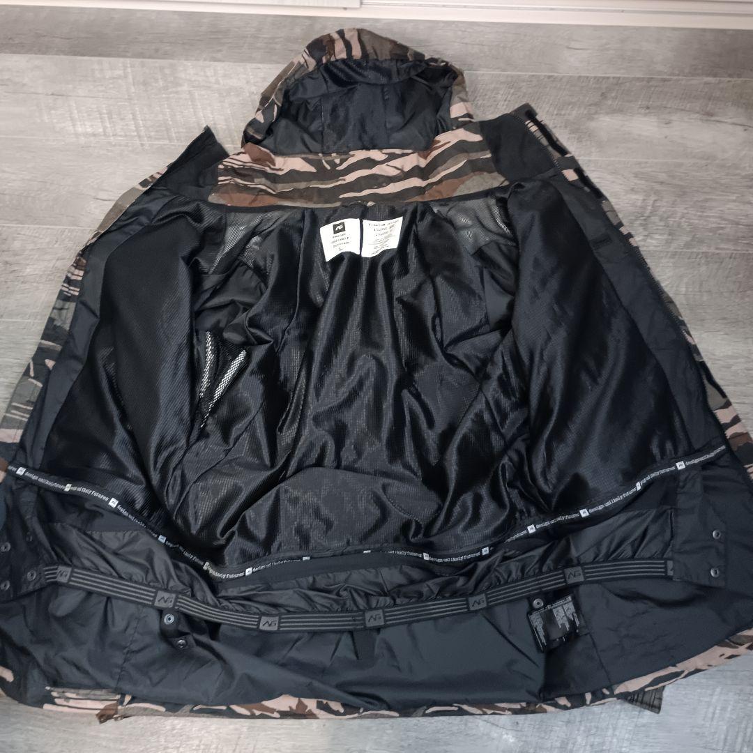 バートン アナログ　スノボー　ウェア　L 迷彩　ブラック　セットアップ　上下