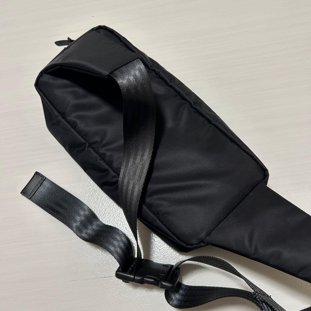 未使用　マンハッタンポーテージ ブラックレーベル　バッグ　ウエストポーチ