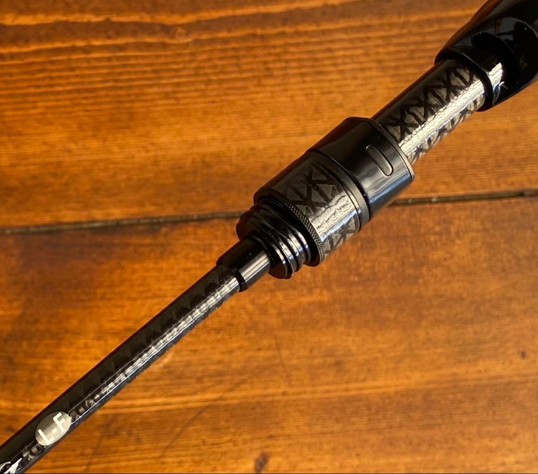 超軽量　カーボンロッド　ベイトロッド　C602L バスロッド　ウッドグリップ