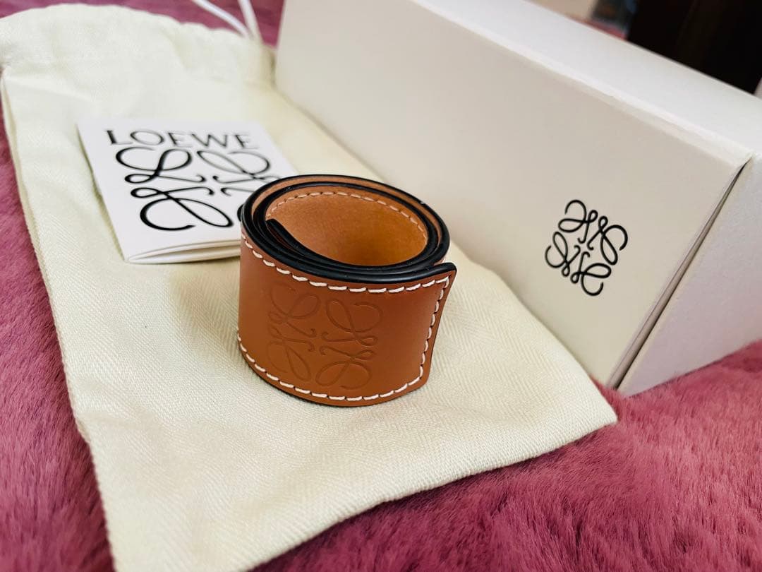 LOEWE ブラウンレザーバングル