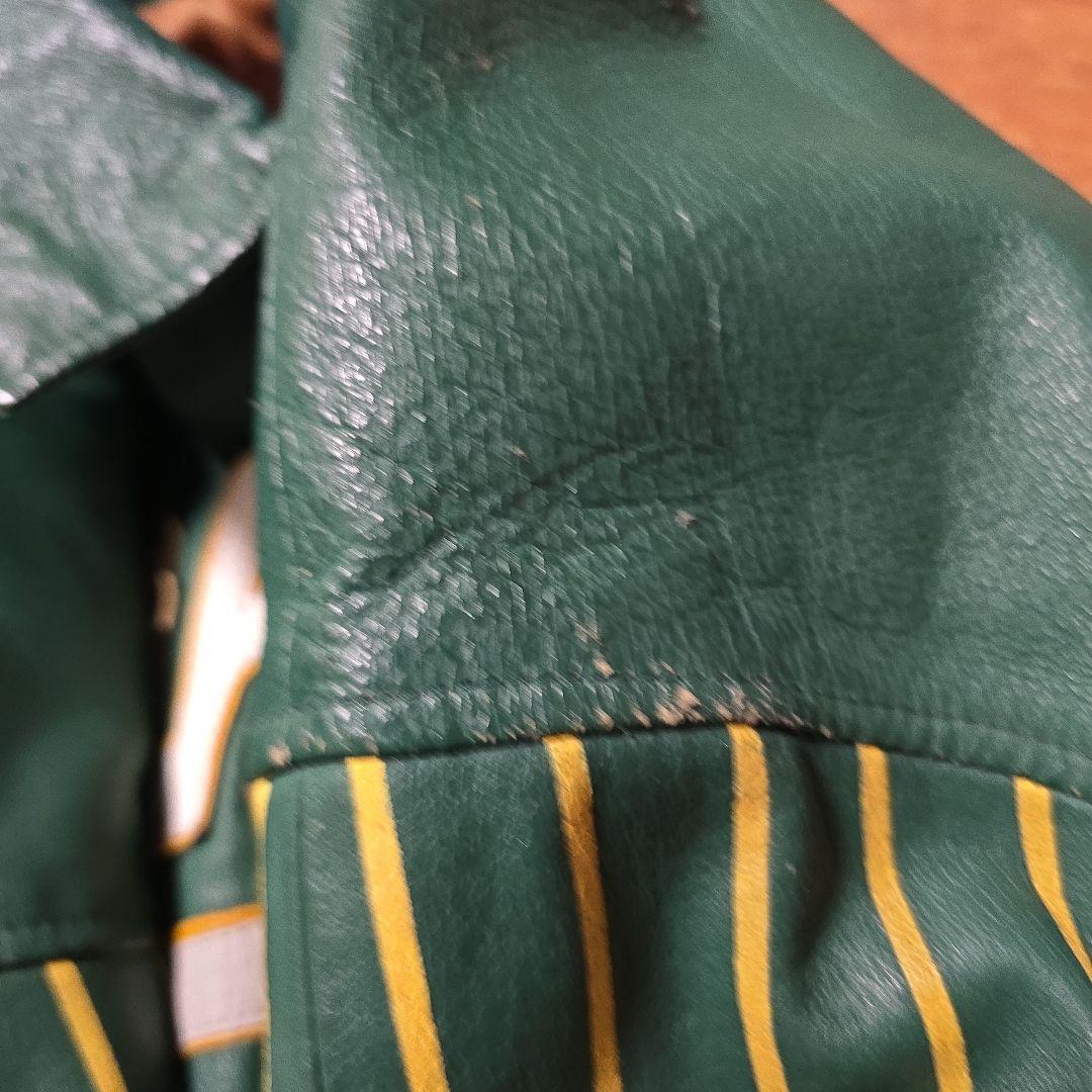 オークランド・アスレチックス ルーニー・テューンズ　スタジャン　レザー　刺繍