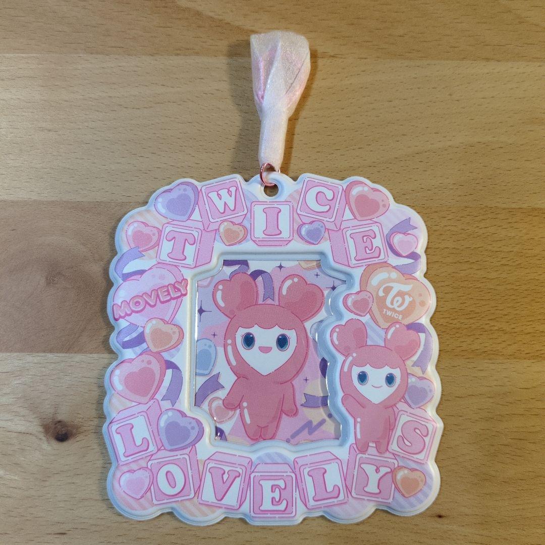 TWICE LOVELYS カードホルダー モブリー - メルカリ