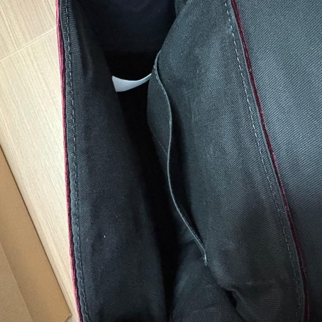 Dr. Martens ミニバックパック チェリーレッド