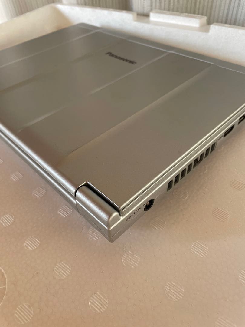 Let's note CF-SV7  累積使用時間 4700時間