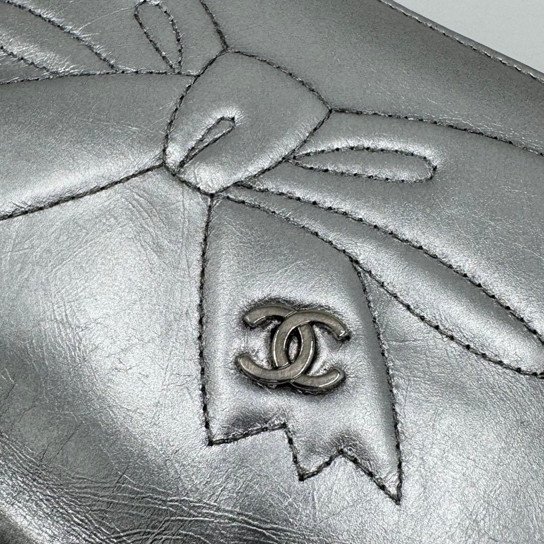 CHANEL シャネル リボン シルバー レザー ラウンド 長財布 大容量