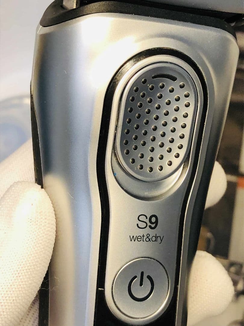 【美品】ブラウン シリーズ9 9390cc -Vメンズ電気シェーバー