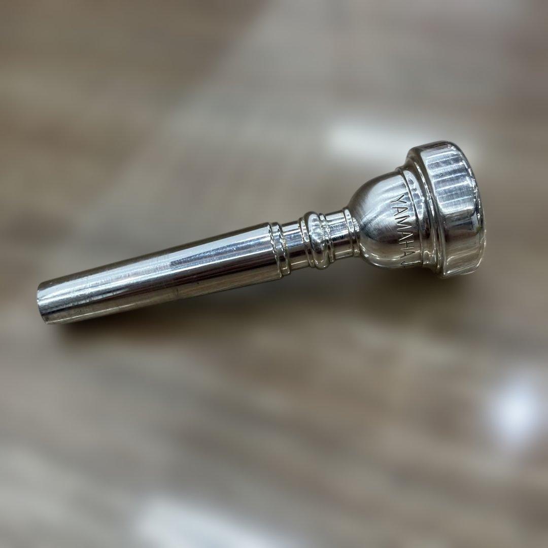 YAMAHA YTR1335トランペット 本体 ソフトケース付き