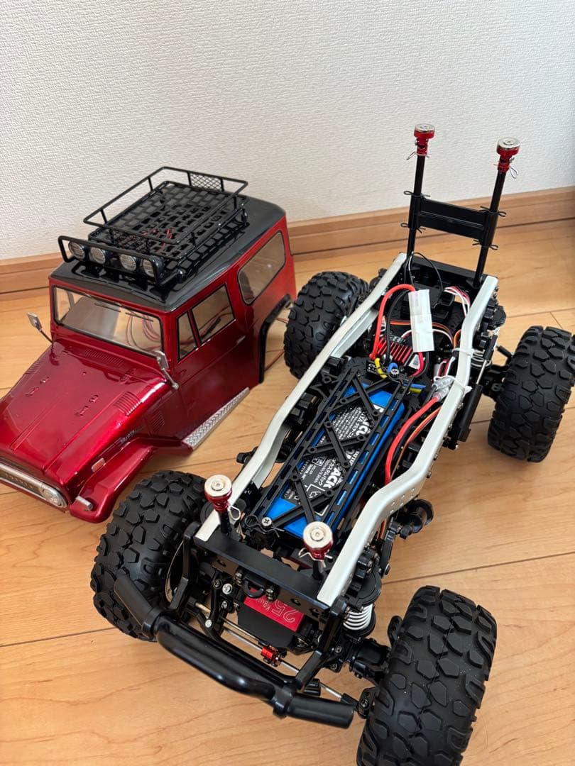 新品！4WS！防水！】タミヤ CR-01 トヨタ ランクル40 フルセット