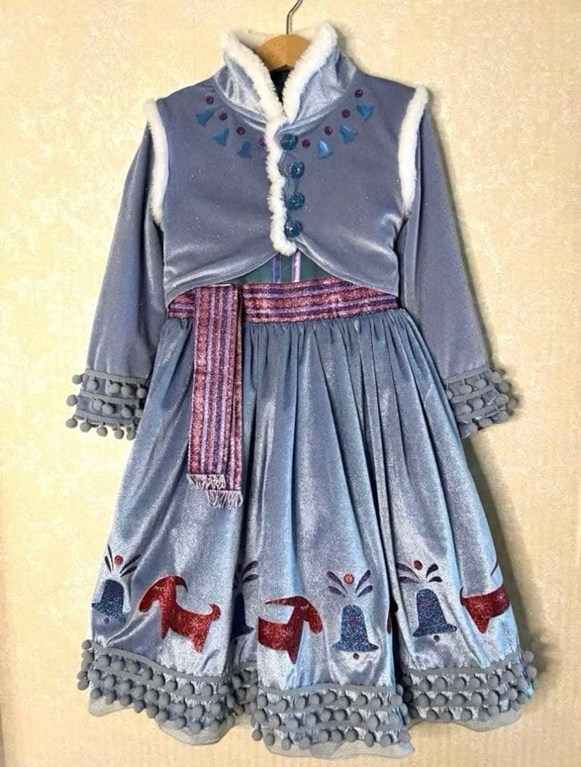 【アナ雪】希少　アナ　ドレス　ディズニー公式　110㎝　家族の思い出　クリスマス