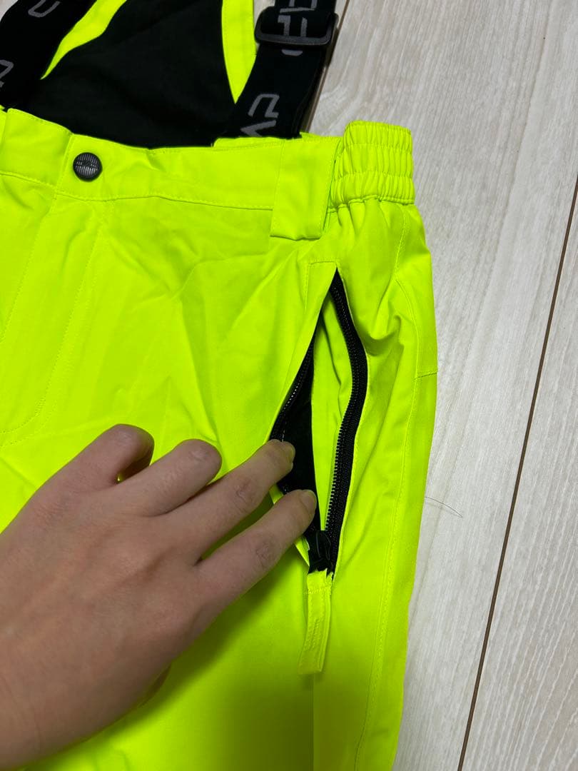 新品 上下セット フェニックスX-NIX スキー　スノボウェア サイズM相当