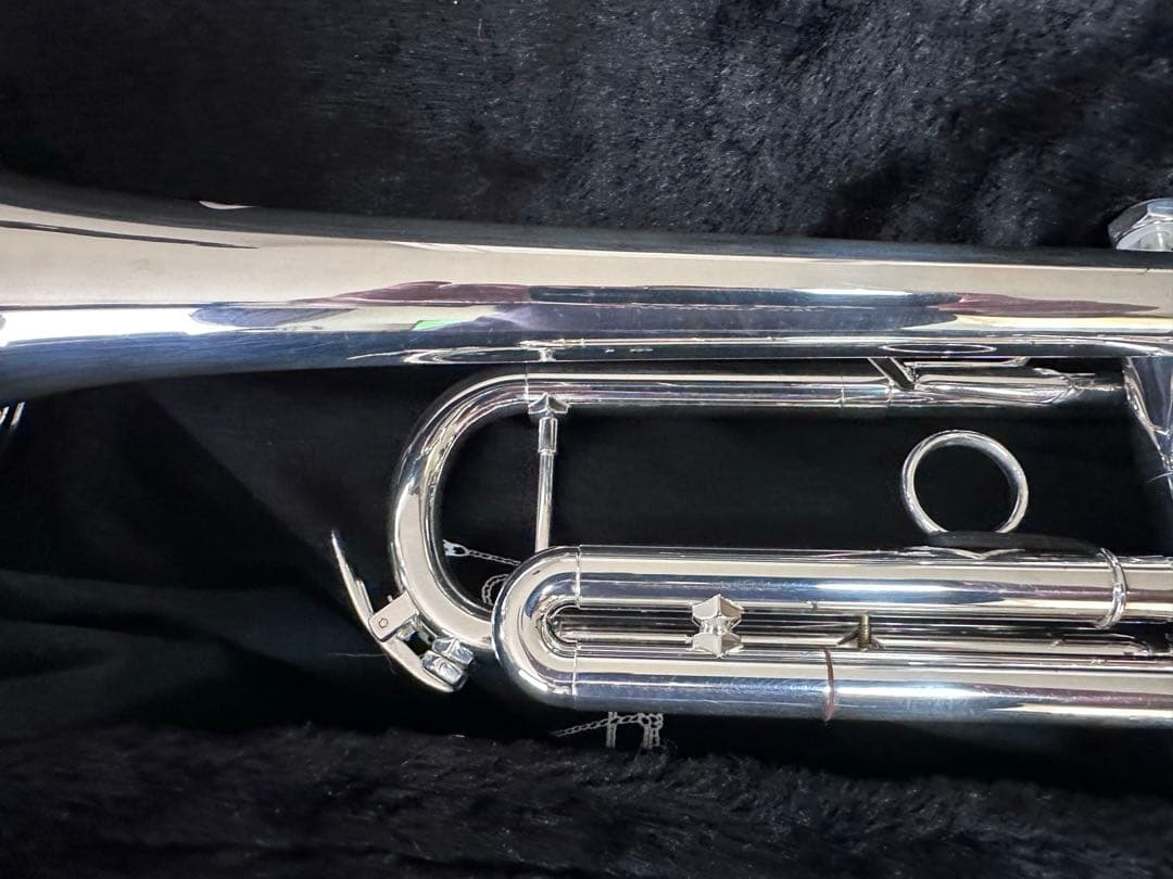 オ*ン様 シルキー　トランペットi32 中古　美品