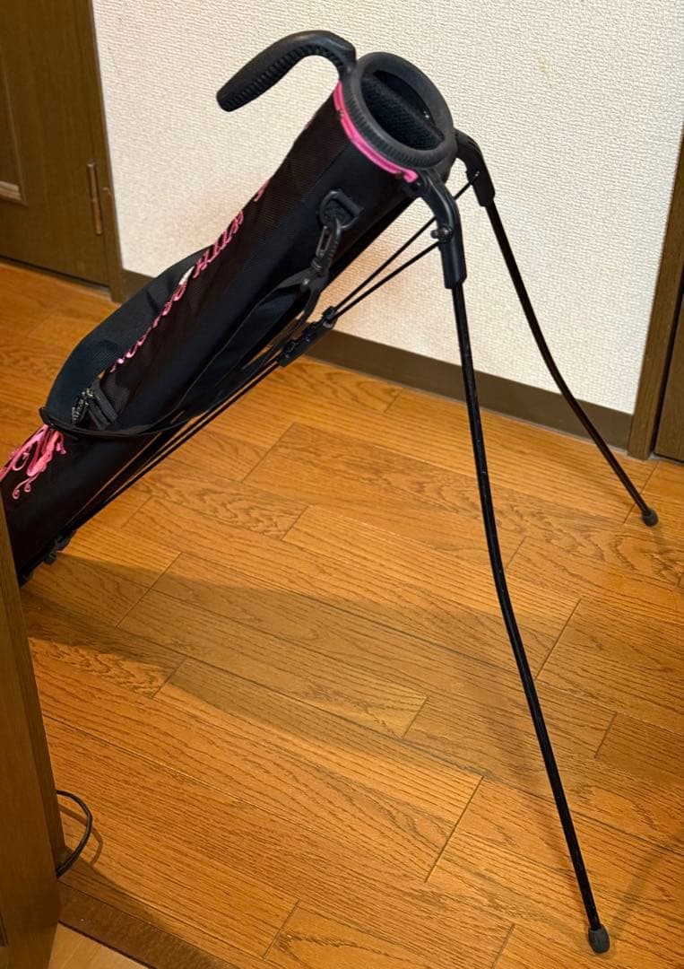 DANCE WITH DRAGON ゴルフバッグ 黒/ピンク