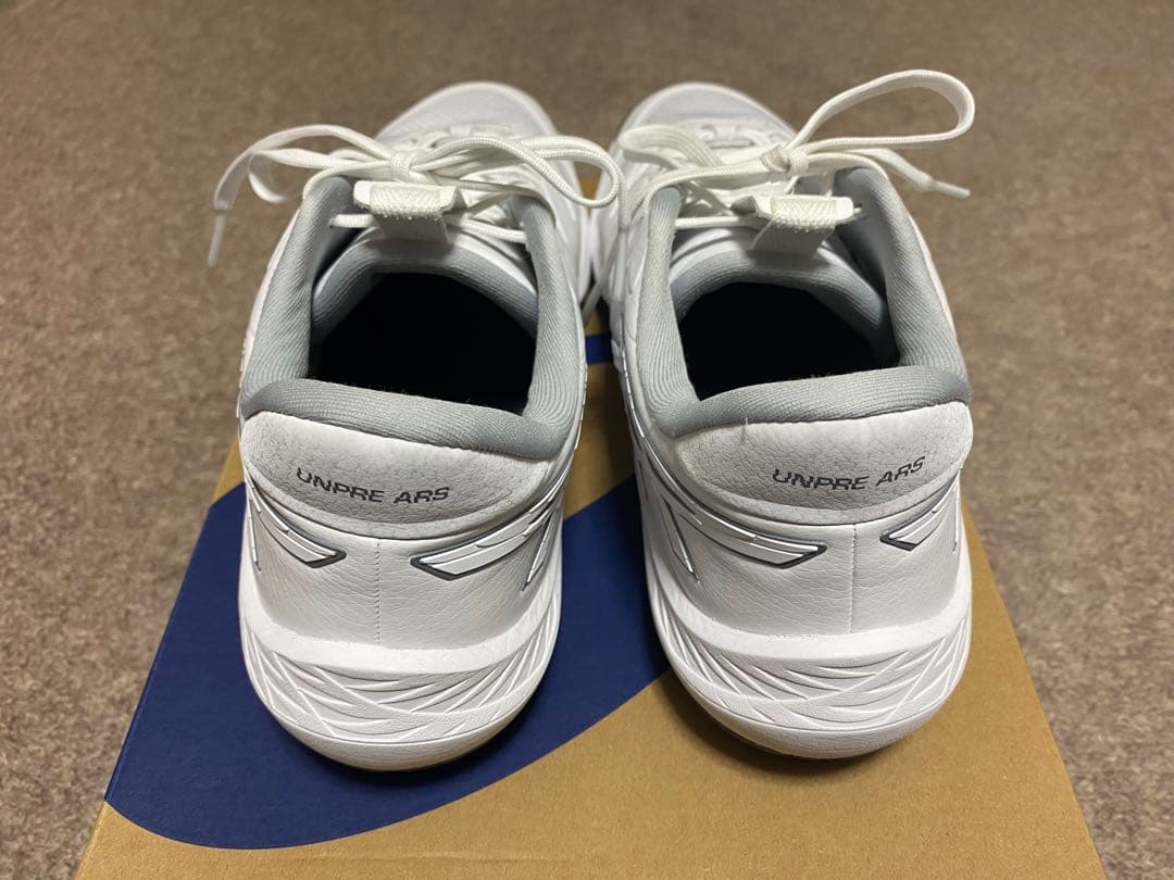 シューズ(男性用) ASICS UNPRE ARS LOW2 25.5cm